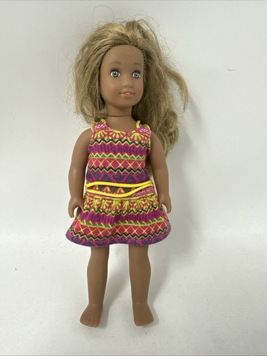 American girl mini doll - girl, lea