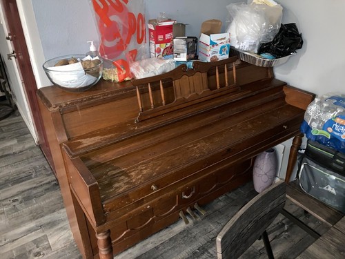 Wurlitzer piano - (satin, brown)