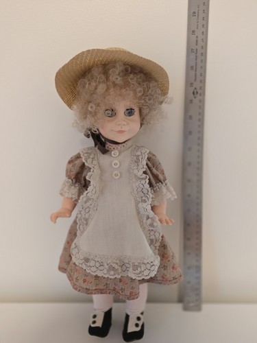 1977 vogue brikette doll - 1977,