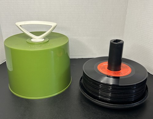 Vtg avocado green disk case - green, disk-go-case