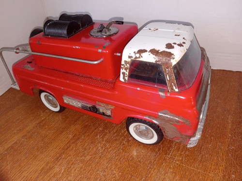 Vintage 1960 nylint pumper - 1960's,