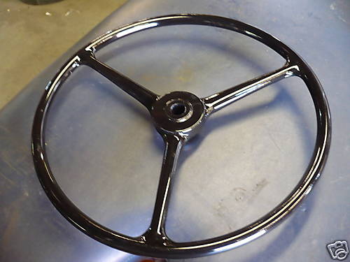 Black steering wheel - 17", early