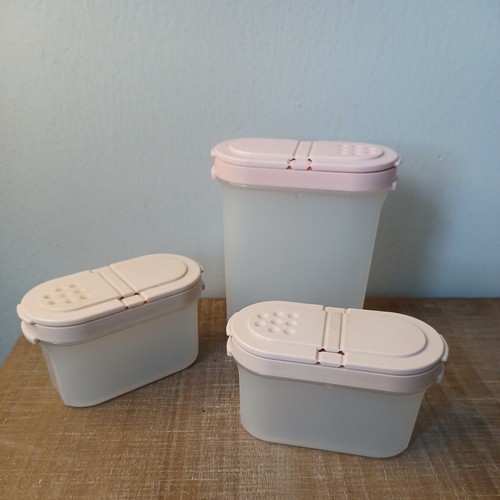 Tupperware spice shakers lids - spice,