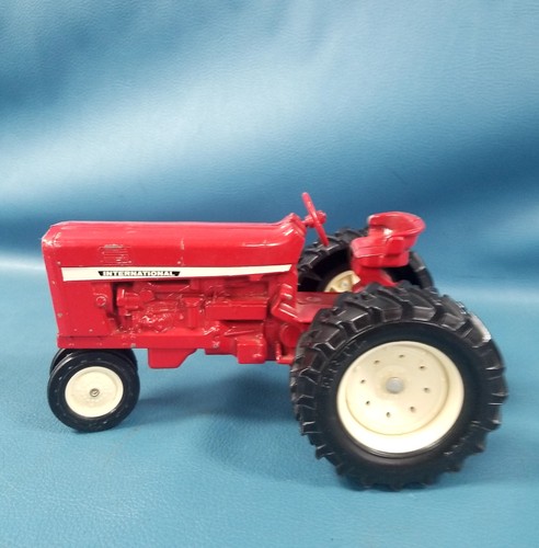 Vtg ertl international - ertl,