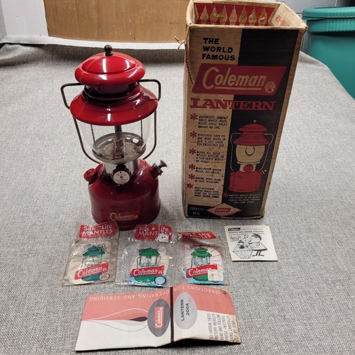 Vintage coleman 200a - coleman, red
