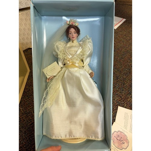 Franklin mint lily - the, gibson