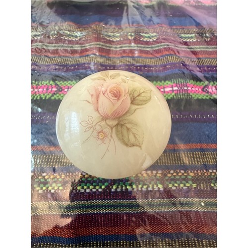 Genuine alabaster floral - alabaster, w