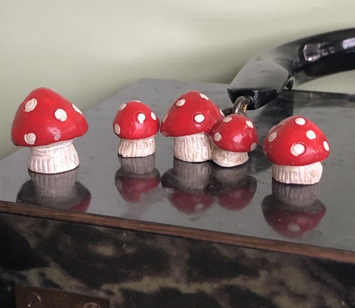 Mushrooms small ceramic - mushrooms,