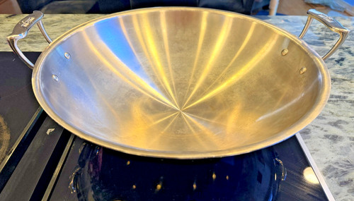 All clad round bottom - 16”, round-bottom