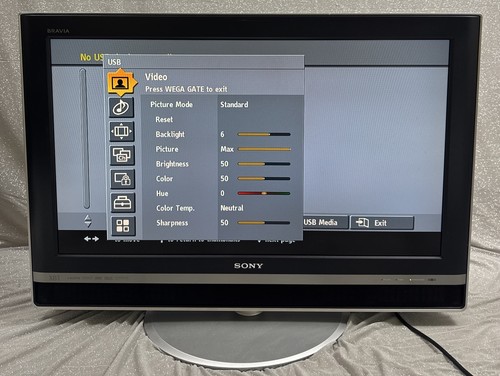 Vtg sony bravia lcd - sony,