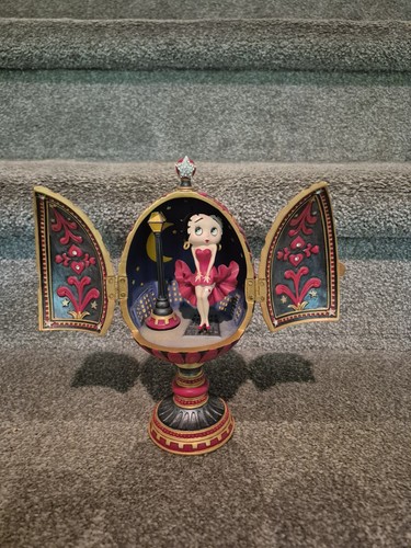 The betty boop egg - boop, danbury