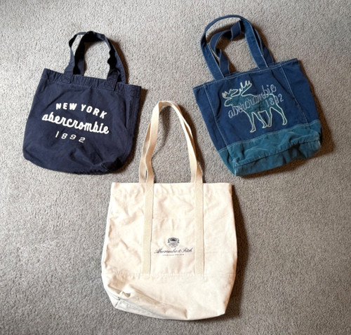 Abercrombie fitch canvas - &,