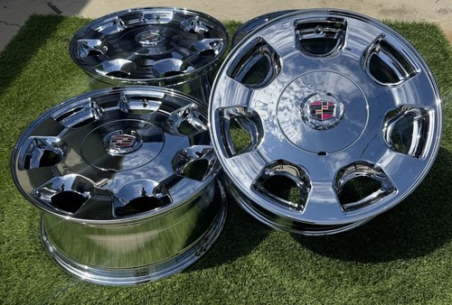 Chrome cadillac deville - 4-,