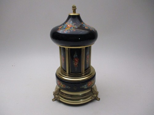 Vintage reuge carousel music - vintage,