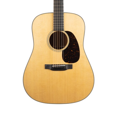 Martin dreadnought - d-18,