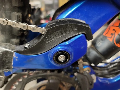 Fury high pivot chain - pivot, guide