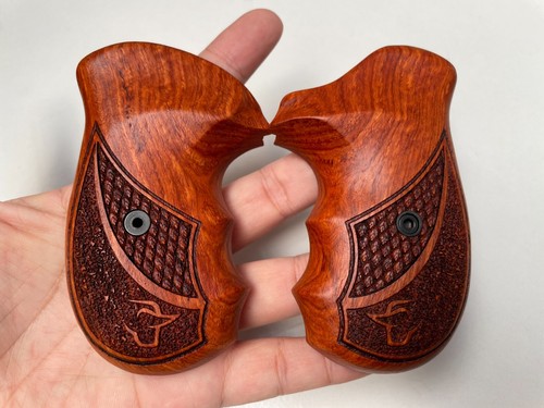 New wood grips - new,