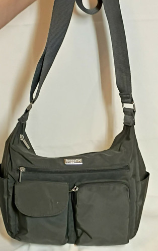 Baggallini everywhere - baggallini,
