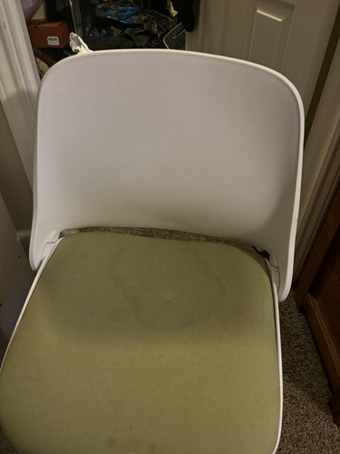 Green chair - green,