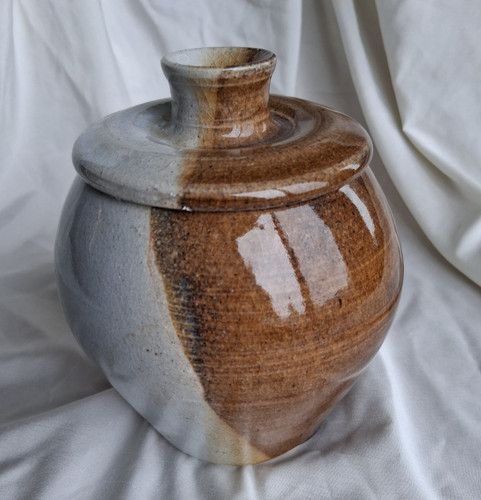 Art pottery stoneware lidded - art,