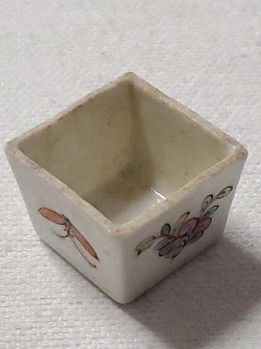 Antique chinese porcelain - antique,