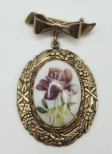 Vintage cameo bow pin - bow, with