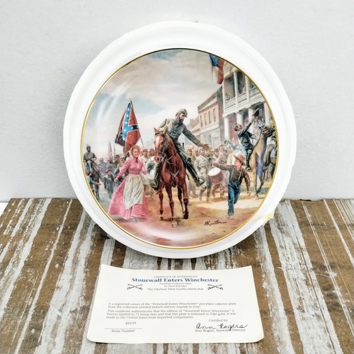 Danbury mint vintage - mint,