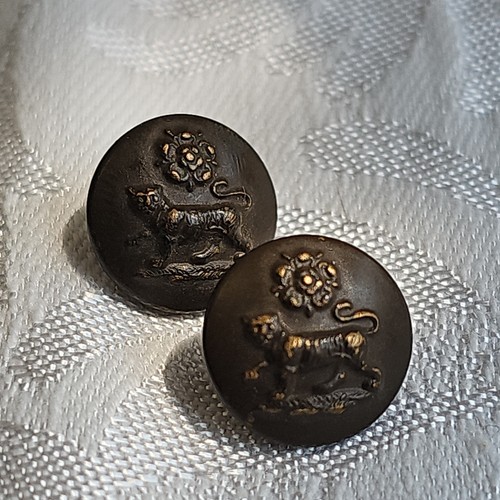 Antique livery crest - antique, button