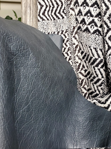 Genuine leather scraps the - scraps,