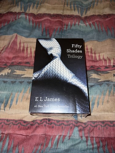 Fifty shades trilogy set book - trilogy,