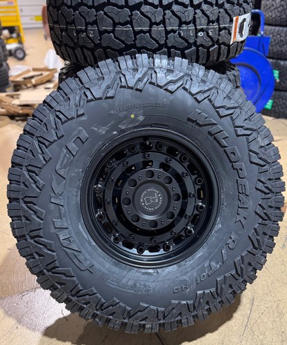 17x9 black rhino arsenal - 17x9.5,