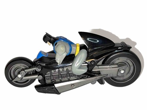 Batman on motorcycle - on,