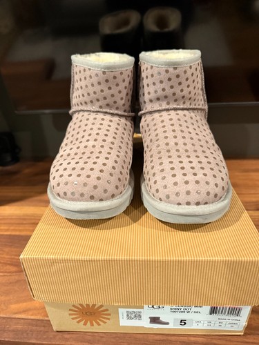 Authentic ugg classic mini - authentic,