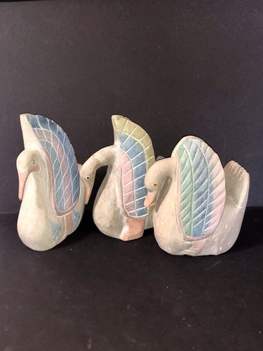 Vintage carved wood swans - vintage, set