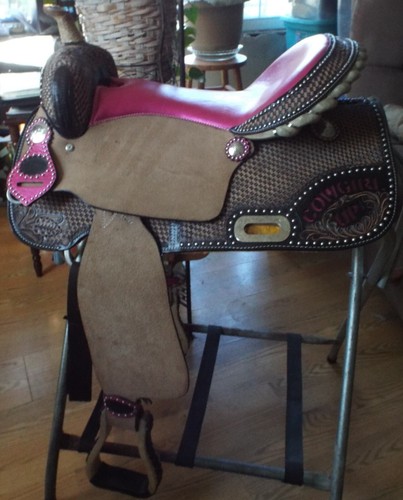 Barrel trail saddle - saddle, cowgirl