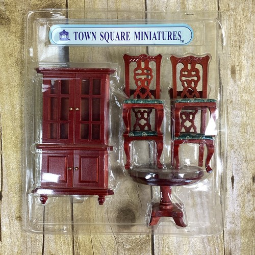 Town square dollhouse - town,
