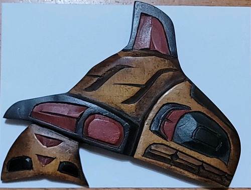 Carved orca killer whale - orca/killer,