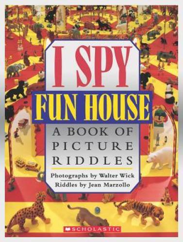 Spy fun house a book - fun,