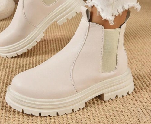 Modern style woman s - style, woman’s