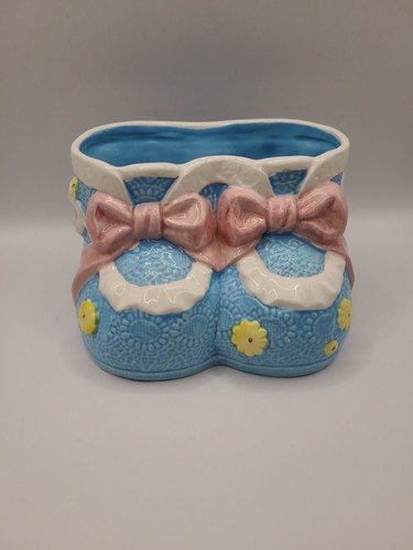 Vintage newborn baby nursery - vintage,