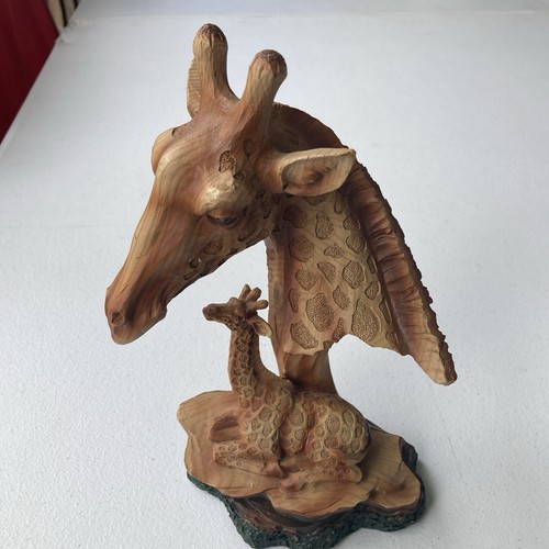 Giraffe mother ceramic - giraffe,