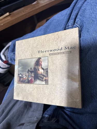 Fleetwood mac behind the - fleetwood, mask