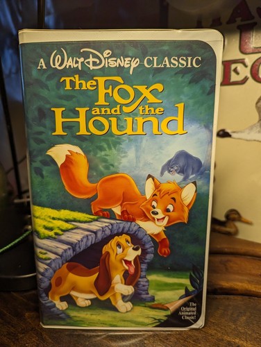 Walt disneys the fox - walt,