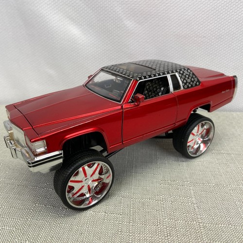 Jada toys 1985 cadillac - jada,