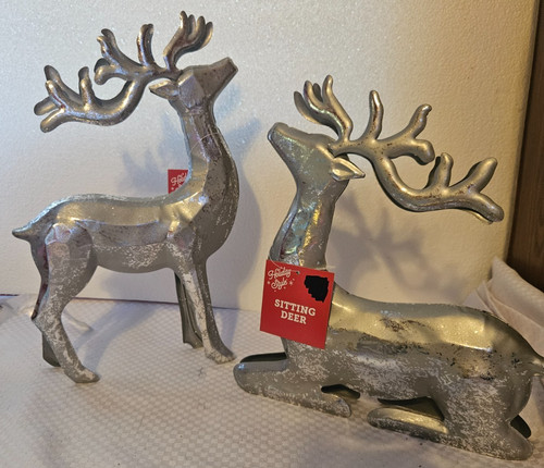 Silver metal reindeer figurine - silver,