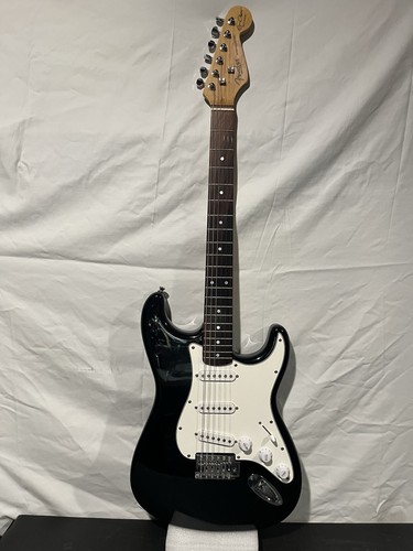 Fender squier stratocaster - squier,