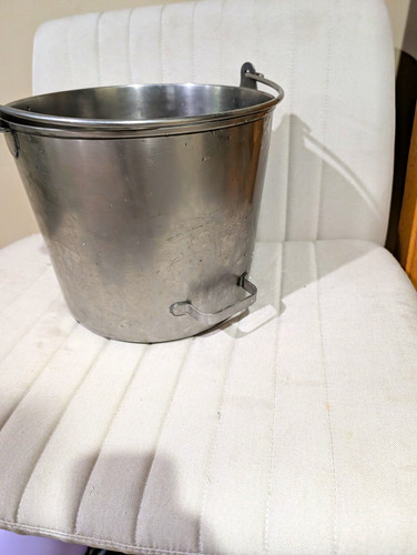 Stainless steel milk pail - stainless,