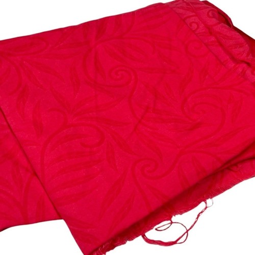 Yards red damask jacquard - red,