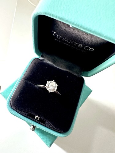 Tiffany 1 08 carat - co,