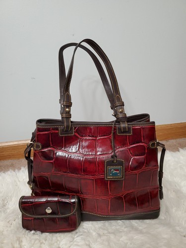 Dooney bourke red - bourke, croc